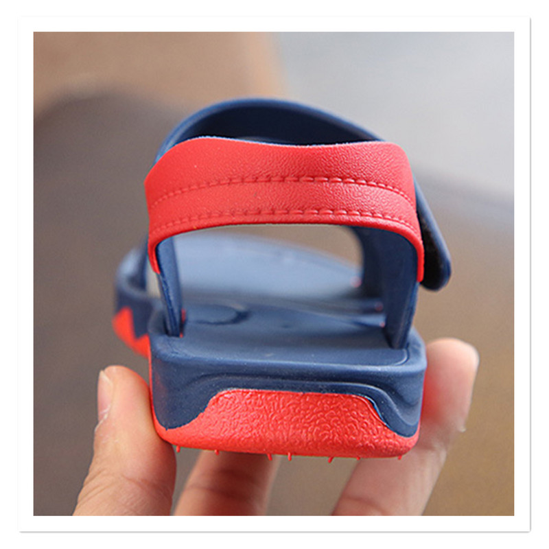 Zēnu un bērnu sandales un apavi 2023. gada jaunajai vasaras bērnu korejiešu versijai, zīdaiņu bērnu pludmales apavi un bērnu apavi