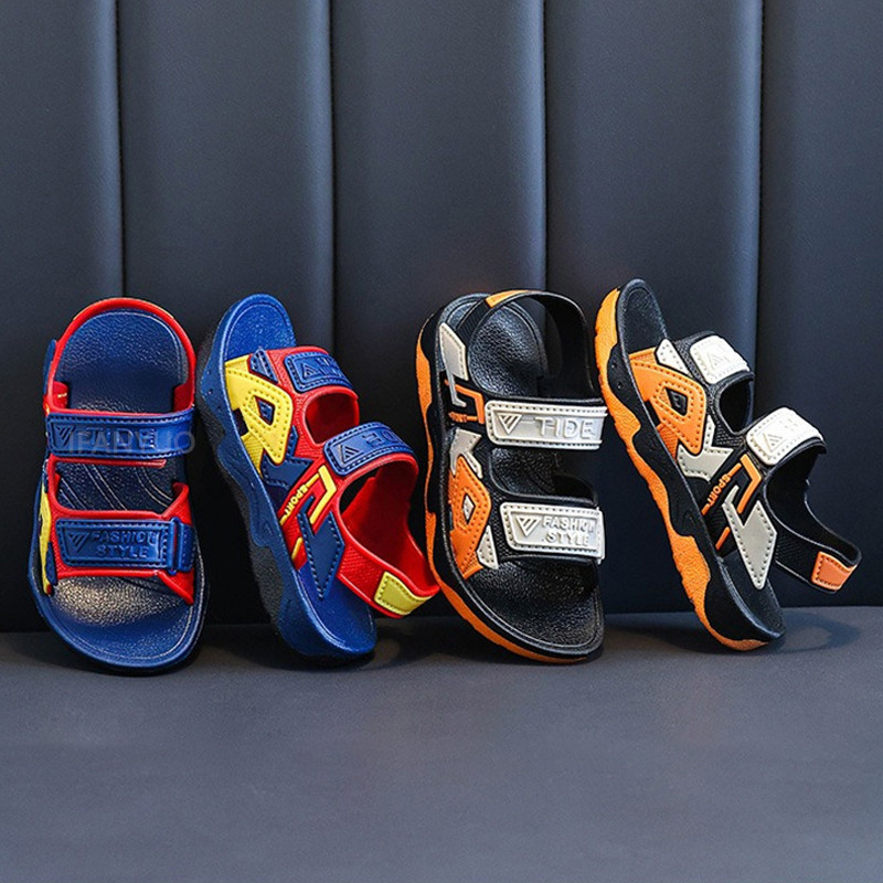 Gyermekek 2024 új PVC szandálok nyári lányoknak gyerekeknek csúszásgátlós fürdőszobáknak beltéri szabadtéri strandszandál divat egyszerű fiús babasandálok