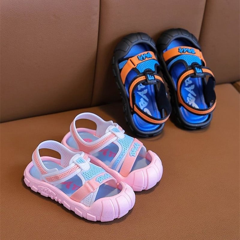 Zēniem, bērniem, sitieniem izturīgas sandales Vienkāršas modes meitenes, mīkstas zoles pludmales apavi vasarā, bērni valkā pretslīdēšanas sandales mazuļiem