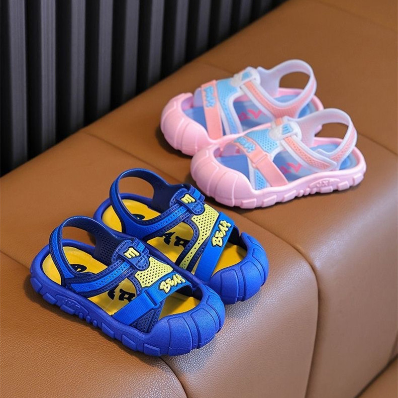 Zēniem, bērniem, sitieniem izturīgas sandales Vienkāršas modes meitenes, mīkstas zoles pludmales apavi vasarā, bērni valkā pretslīdēšanas sandales mazuļiem