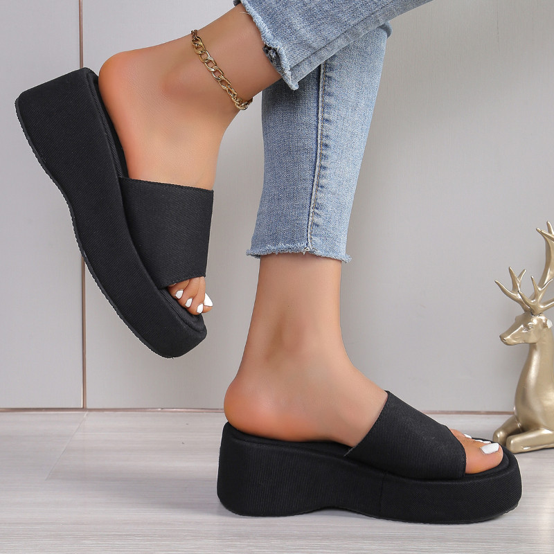 Debele sandale s platformom Ženske modne crne PU kožne papuče na klin za žene Ljetne natikače s debelim dnom