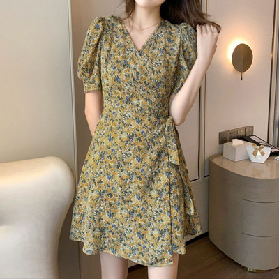 Sieviešu apdrukāta Bohēmijas sauleskleita 2024. gada jauna vasaras ikdienas kleita ar V kakla izgriezumu ar īsām piedurknēm, šķiet, plānas Frenulum pludmales šūpošanās kleitas