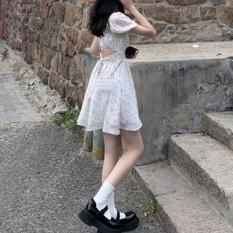 Sieviešu vasaras kleita ar pufām piedurknēm, brīvdienu kleita ar puķainu ziedu dizainu korejiešu stila koledža Jauki, vienkārši moderni vasaras vestidos