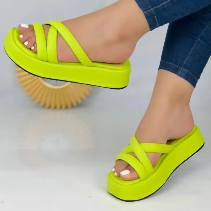 Sieviešu vasaras jaunas sandales ar biezu zoli Personality Eiropas amerikāņu stila lielas 43 dizaineru ekskluzīva dizaina platformas sandales