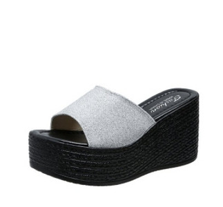 Szandálok, 2024. nyár, új női papucsok, ékek, állványok, strand papucsok, trendi magassarkúk, női cipők, pumpák, vastag csúszdák Mujer