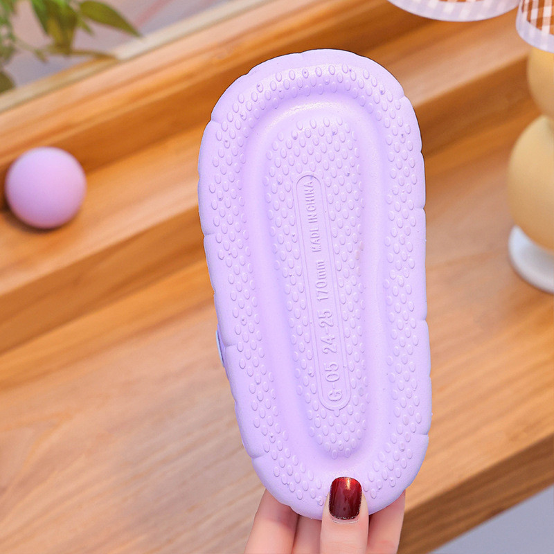 Lány papucsok zárt orrú édes gyerekek szandálok nyári masni hercegnő strandcipők puha talpú csúszásgátló kültéri babacsúszdák Босоніжки