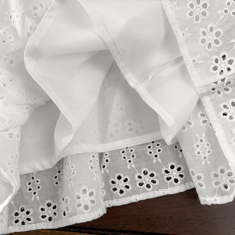 Bear Leader Dizajnirana haljina za djevojčice Ljeto 2023. Modni remen za djevojčice Bijela blagdanska haljina s prslukom srednje dužine Haljina za djevojčice