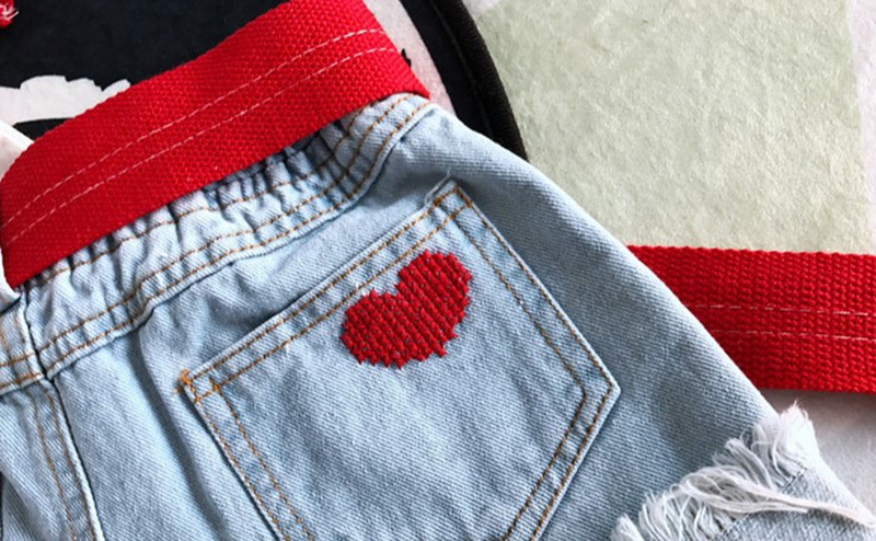 Meiteņu džinsi Vasara Jauna korejiešu versija bērnu izšūtiem džinsa šortiem Daudzpusīgas ikdienas karstas bikses