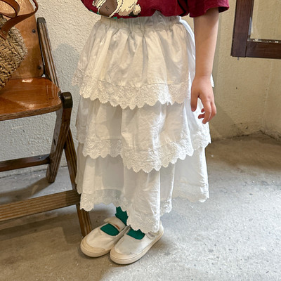 Meiteņu pusgari svārki Mežģīnes Princeses svārki Tīras kokvilnas bērnu apģērbi 2024. gada vasarai, jauns pavasaris, rudens, bērnu kūka, garie svārki