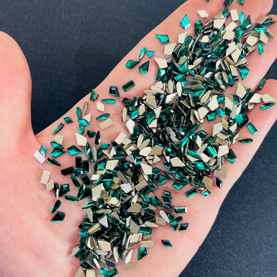 100Gb Krāsains Aurora Butterfly Nail Art Decoration 6mm Resin Mini 3D Butterfly Nail Charms AB /Pink Cute Manicure Butterfly N*