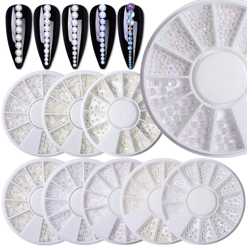 Dažādi izmēri Balts nagu mākslas uzgalis puspērles 3D nagu krelles akmens kalnu kristāla rotājums riteņos DIY skaistumkopšanas dekors manikīra piederumi