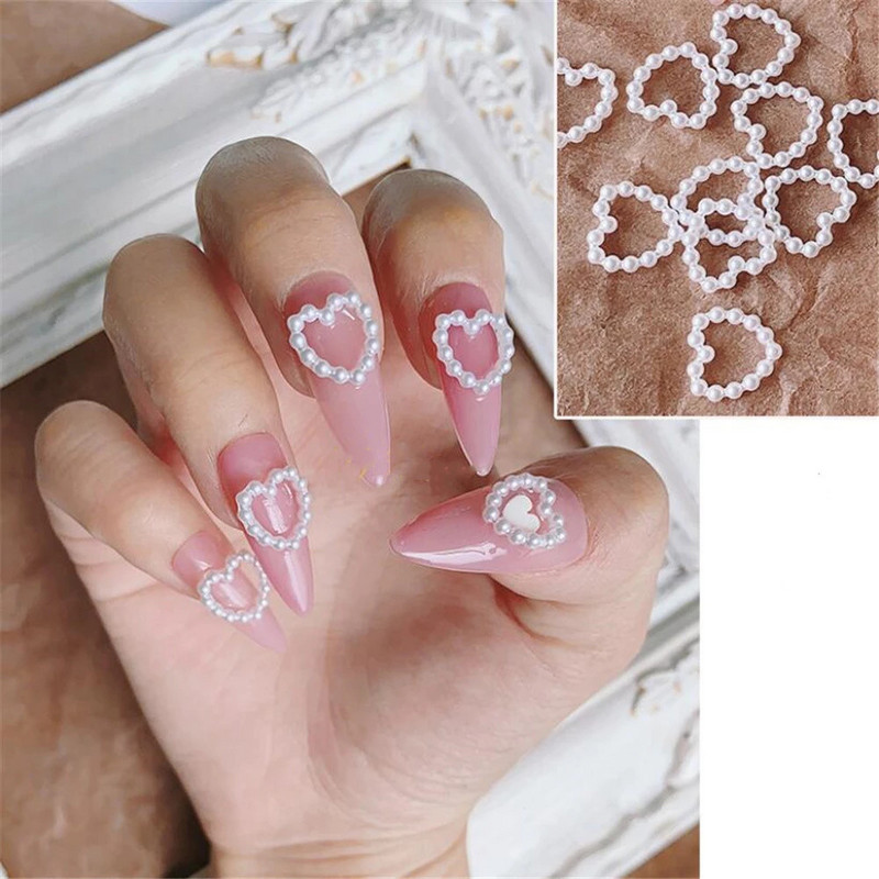 30 DB 3D Nail Art Charms Kiegészítők Hollow Stars Heart Pearl Keret körmökhöz Dekorációs Kellékek Alkatrészek Eszközök Manikűr anyagok