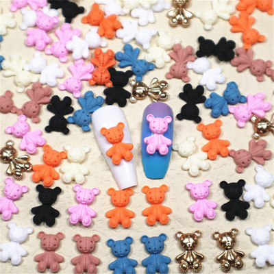 10 gab. Pink Bear nagu mākslas piekariņi 3D jauka multfilma 9 krāsu sveķu lācis nagu rotaslietas rotājumi DIY Kawaii manikīra nagu aksesuāri