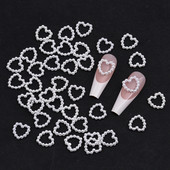 100 komada Bijelo Ljubičasto Ružičasto Srce Pearl Nail Decorations Hollow Charms Bulk 3D Nail Art Dodaci Za Žene Djevojački Nokti NJ23911-6