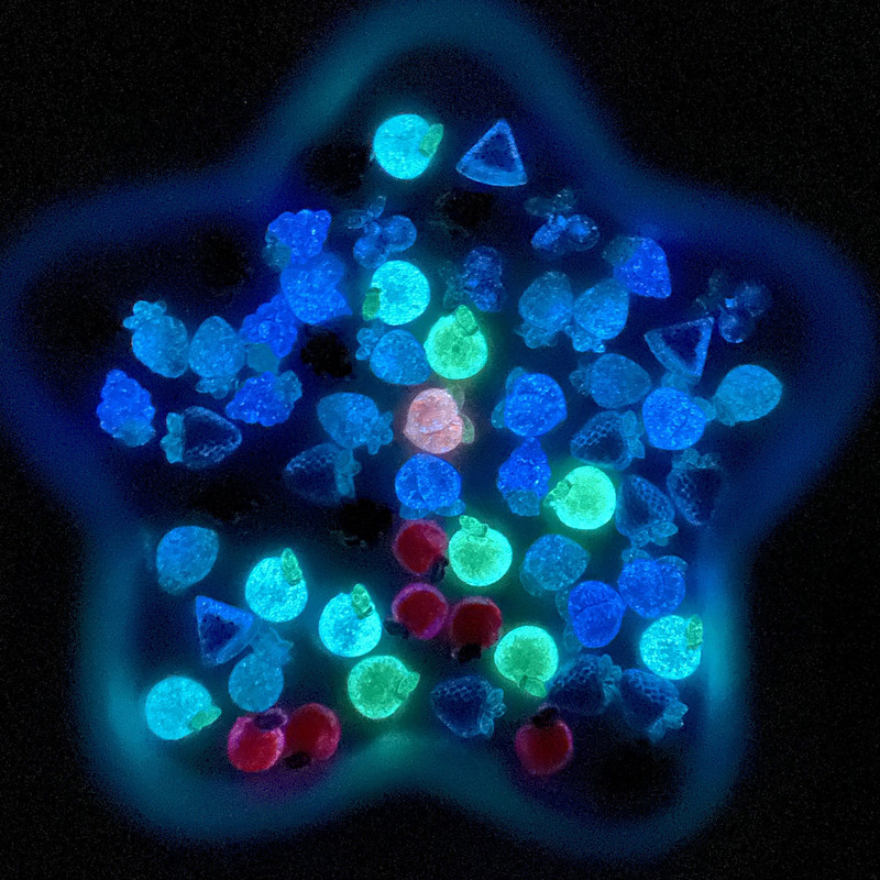 30GAB 3D augļu nagu mākslas piekariņi persiku ķiršu zemeņu Kawaii aksesuāri vasaras nagu dekorēšanai dizaina izejmateriālu materiālu rīks