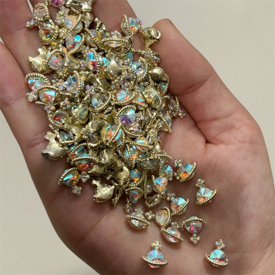 10 gab. 3D izsmalcināti japāņu sakausējuma nagu mākslas piekariņi Luksusa Kawaii Bow Butterfly Juvelierizstrādājumi Nagu Rhinestone Dekorācijas DIY aksesuāri