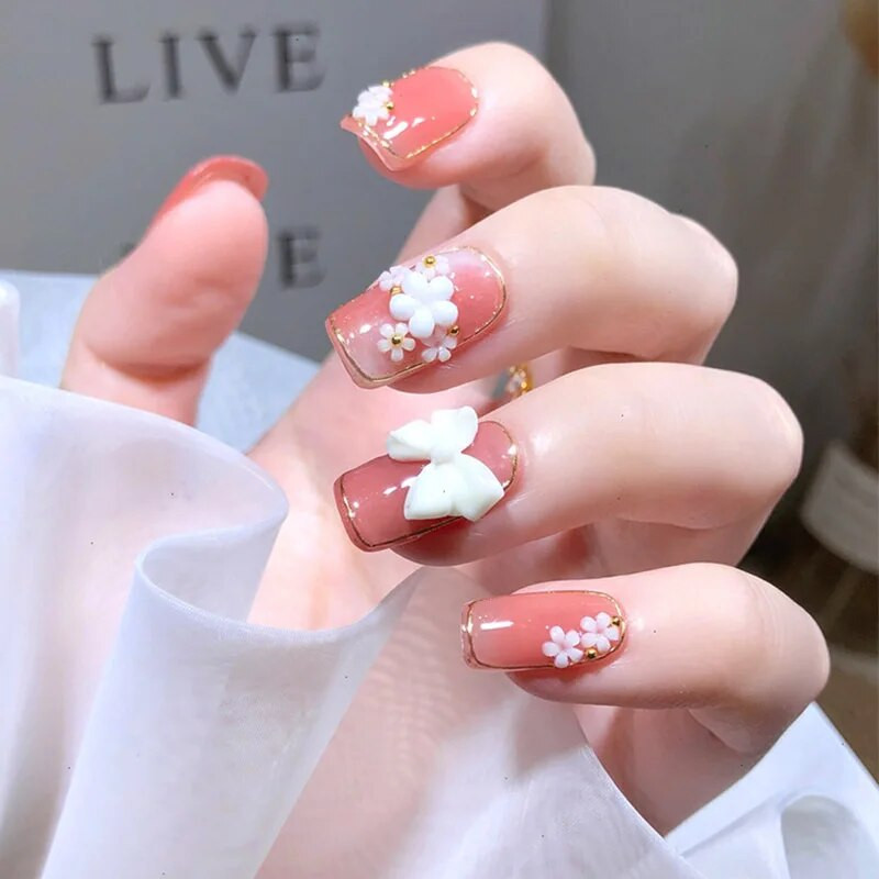 200 db 3D fehér virág és arany gyöngyök gyöngy Nair Art kiegészítők Eszköz a szépség műköröm díszítéséhez