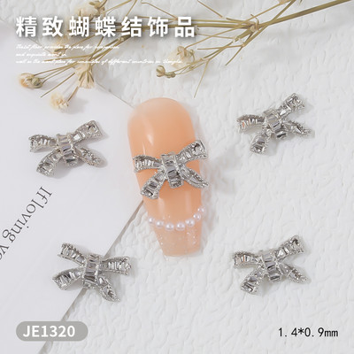 10 bucăți 3D ochi de pisică Fluture Nail Art Charms Auriu strălucitor Gri Argintiu Cristal Strasuri Bijuterii de lux Piese pentru unghii din aliaj