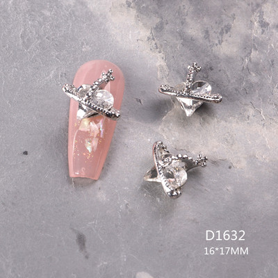 10 kom/lot Ravni medvjeđi nokti Šarm Rhinestones Srebrni/zlatni dodaci za nokte Profesionalni šarm Cirkonijski dijamanti Luksuzni dijelovi DIY