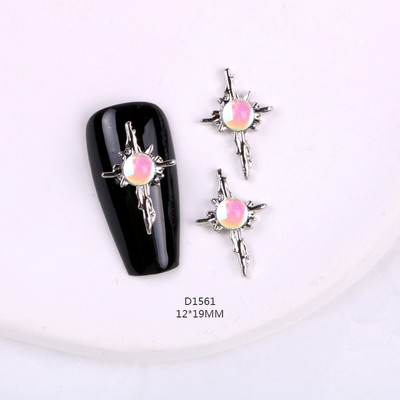 10 kom/lot Ravni medvjeđi nokti Šarm Rhinestones Srebrni/zlatni dodaci za nokte Profesionalni šarm Cirkonijski dijamanti Luksuzni dijelovi DIY