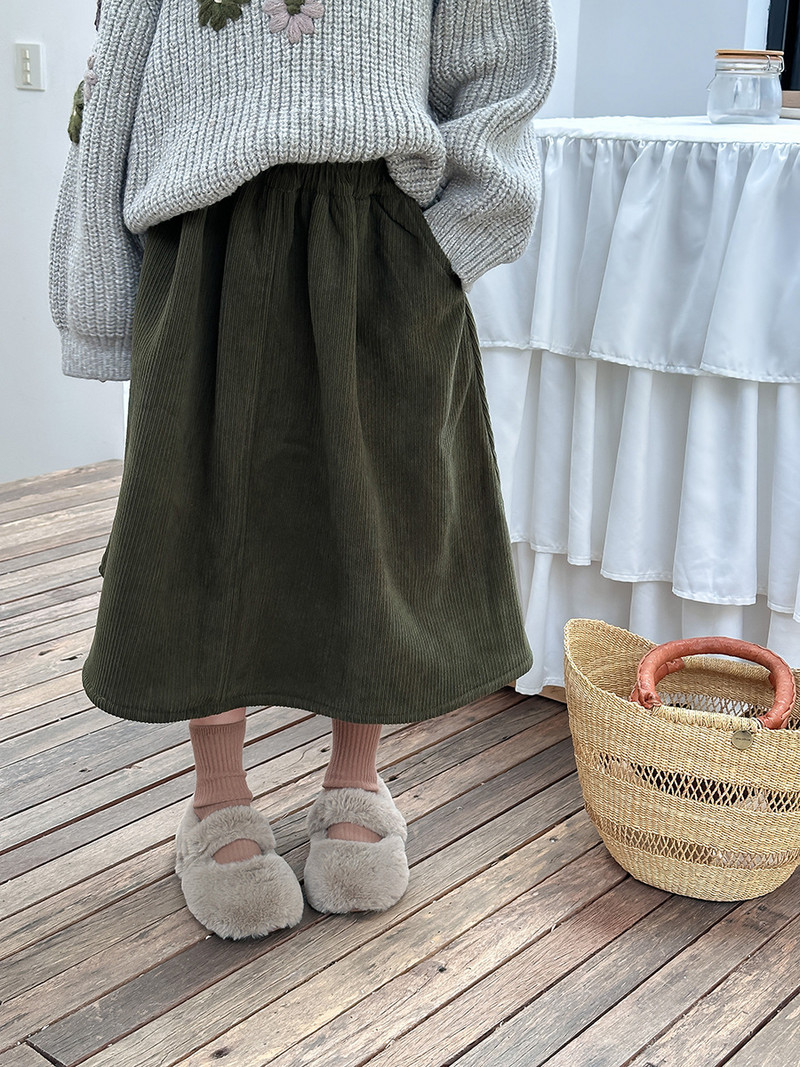 Iarnă New Girl Baby Retro velur din pluș Jumătate de fustă caldă Copii mijlocii și mici Moda Pit Stripe Jumătate de fustă versatilă