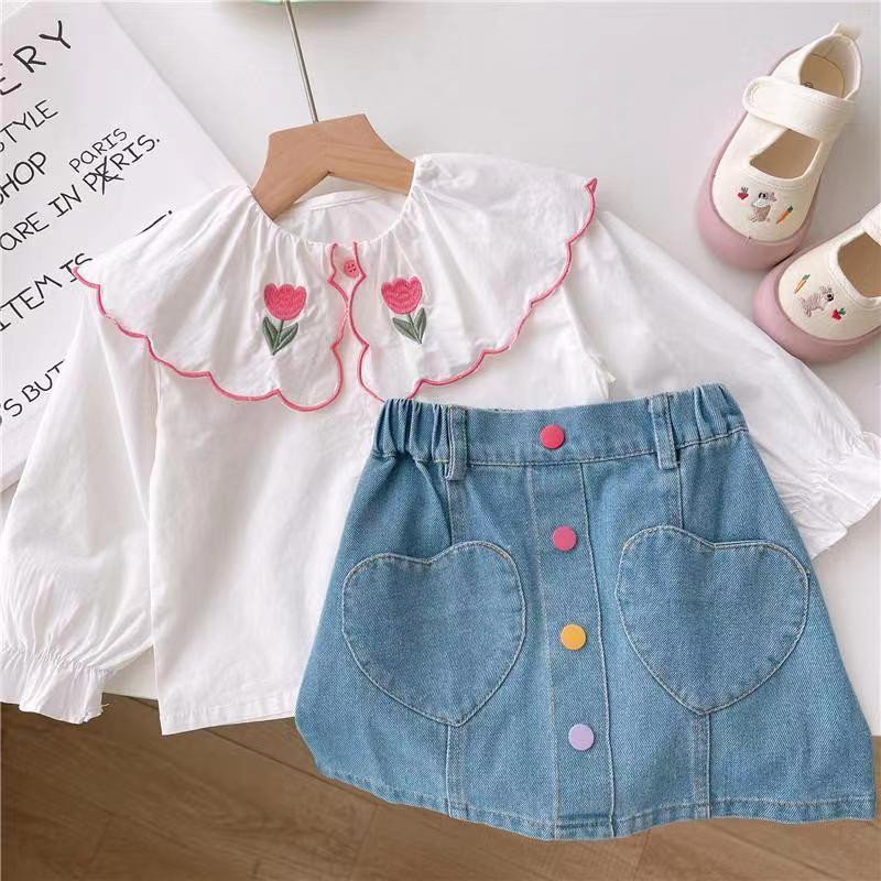 Vasaras modes ikdienišķa, salda mazuļu svārki, meiteņu svārki, džinsa zili volāni, poga, elastīga jostasvieta A-līnijas mini svārki, apģērbs 1-6 g.