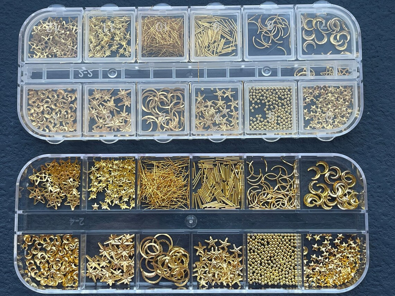 Zlatni metalni ukrasi za nitne 12 stilova/kutija zakovica s perlama u obliku mjeseca i sunca metalik 3D privjesak za nokte Zlatna i srebrna zakovica za dodatke za nail art