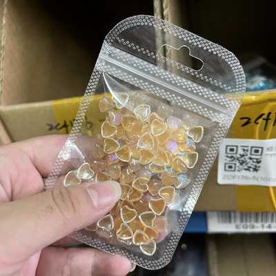 100 komada nakita s prozirnim kristalima i dijamantima, 3D ljubavno srce, šarm za nokte za ukrašavanje noktiju prozirnom smolom, dijelovi noktiju za Valentinovo