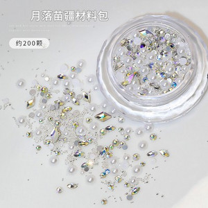 100 gab. Mixed Crystal AB Nail Art Rhinestones Flatback rhinestones Stikls Nagu akmeņi Dārgakmeņi 3D nagiem DIY Manikīra rotājumi