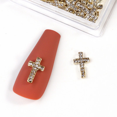 10 komada Luksuzni srebrni križ Nail Art privjesci za nakit Retro legirani kamenčići Svjetlucavi 3D Nail Art DIY Punk dodaci za manikuru
