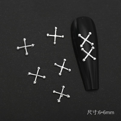 10 komada Luksuzni srebrni križ Nail Art privjesci za nakit Retro legirani kamenčići Svjetlucavi 3D Nail Art DIY Punk dodaci za manikuru