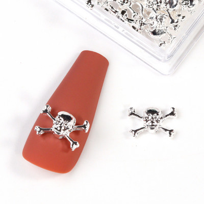 10 komada Luksuzni srebrni križ Nail Art privjesci za nakit Retro legirani kamenčići Svjetlucavi 3D Nail Art DIY Punk dodaci za manikuru