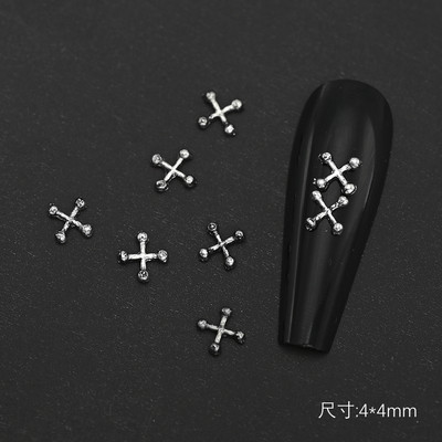 10 komada Luksuzni srebrni križ Nail Art privjesci za nakit Retro legirani kamenčići Svjetlucavi 3D Nail Art DIY Punk dodaci za manikuru