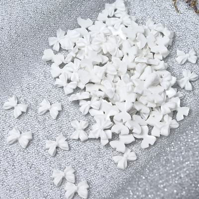 100 gab. Sveķu mirdzoša roze, plakans muguras zieds, kalnu strēles dārgakmens, arilka kamēlija, rotaslietas, kāzu figūriņas, aplikācijas, amatniecības izstrādājumi.