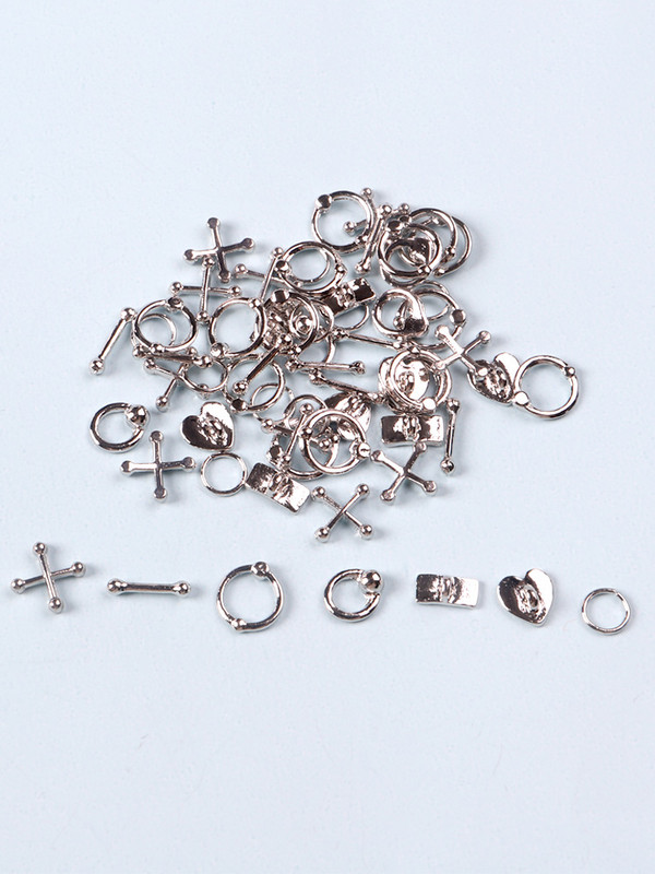 50PCS Mješoviti 3D punk sivi metalni dijelovi Ukrasi za nokte Legura Retro Krug Nails Art Charms Pribor za manikuru