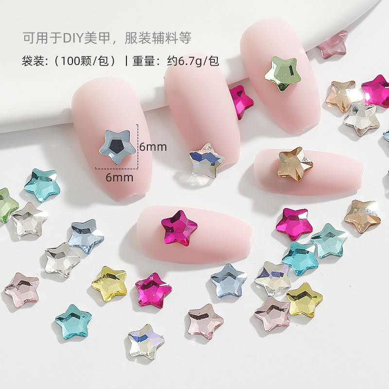 100 gab. Daudzkrāsains stikls — Zvaigzne, nagu mākslas strādnieki