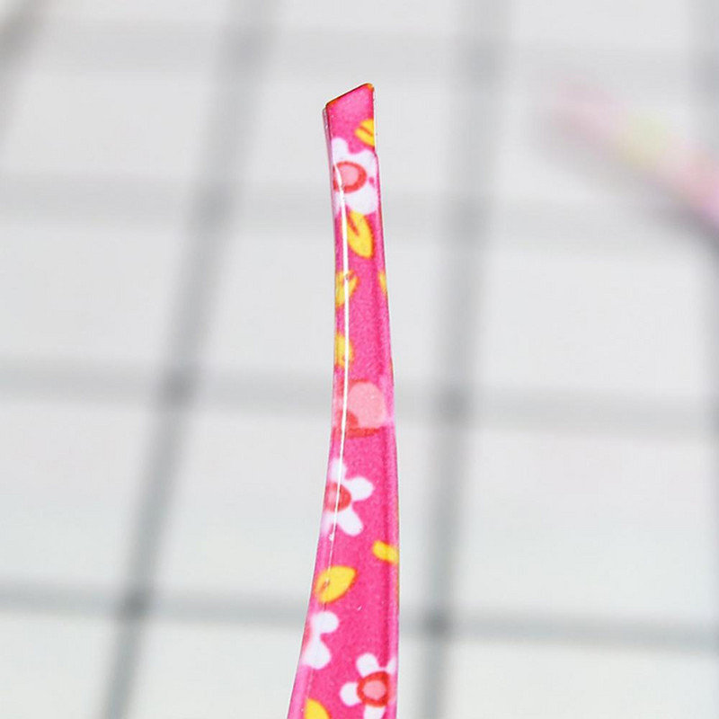 Krāsu uzacu skava nerūsējošā tērauda pincete slīpa uzacu saspraude vīriešiem un sievietēm bārdas noplūkšanas uzacu apgriešanas nazis