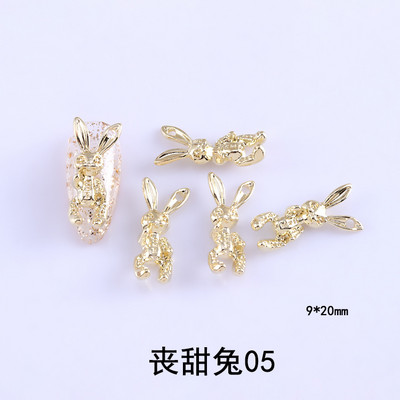 10 komada Nail Art Skull Rabbit Sweet Funeral Girl Style Metalna boja u spreju Matizirani zec 2021. Novi dolazak Neto Crveni nakit za nokte