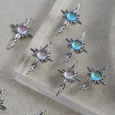 5 tk 3D sulamist küünevõlusid kaunistused Cross Star Aksessuaarid Glitter Rhinestone küüneosad Küünekunsti materjalid