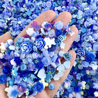 50 gab. Nejauši sajaukti sveķu nagu mākslas piekariņi, tumsā mirdzoši Bow Love Bear, dažādi nagu mākslas dekoratīvie aksesuāri nagu kristāls, DIY