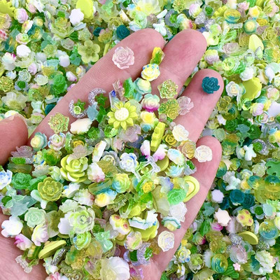 50 gab. Nejauši sajaukti sveķu nagu mākslas piekariņi, tumsā mirdzoši Bow Love Bear, dažādi nagu mākslas dekoratīvie aksesuāri nagu kristāls, DIY