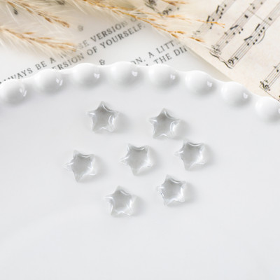 50 db Jég átlátszó körömdíszítő műgyanta bűbáj mini csillag több színű köröm lapos hátú strassz 10x10 mm barkács kövek kézműves
