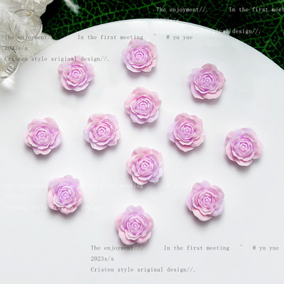 50 gab. nagu sveķu ziedu formas piekariņi, 8 mm nagu spīdums tumsā, daudzkrāsaini ziedu dizaini nagu piederumi