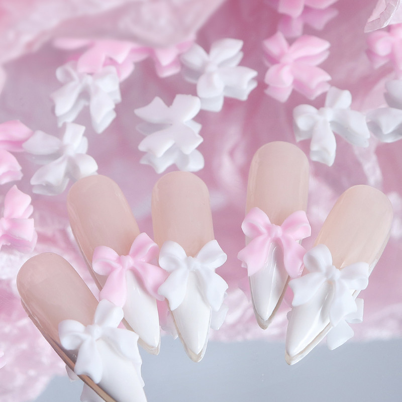 50 vnt. juostelės lankelis nagų papuošalai Priedai Spalvingi drugelių kaklaraiščiai manikiūro dalys „pasidaryk pats“ papuošalai Valentino dienos nagų dailės dekoravimas