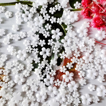 100 бр. Цветни малки цветя Талисмани за ноктопластика 3D смола 5 венчелистчета Цветни кристали Декорации за нокти Kawaii Аксесоари Маникюр Направи си сам
