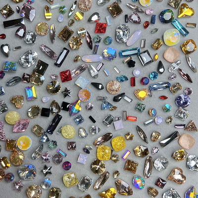 50 buc/lot Multi-Forme Nail Art Sparkle Strass Sticlă strălucitoare Ascuțită Spate DIY Pietre prețioase Pietre pentru Nail Art Accesorii 3D Charms