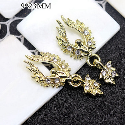 10GAB Luksusa sakausējuma nagu mākslas planēta Rhinestone piekariņi Nagi dekorēšanas piederumi Planet Cross Juvelierizstrādājumu aksesuāri Manikīra daļas