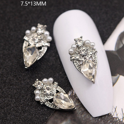 10GAB Luksusa sakausējuma nagu mākslas planēta Rhinestone piekariņi Nagi dekorēšanas piederumi Planet Cross Juvelierizstrādājumu aksesuāri Manikīra daļas