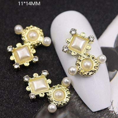 10GAB Luksusa sakausējuma nagu mākslas planēta Rhinestone piekariņi Nagi dekorēšanas piederumi Planet Cross Juvelierizstrādājumu aksesuāri Manikīra daļas