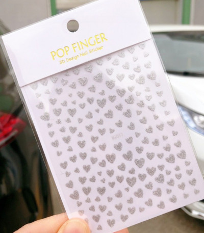 Nagu mākslas uzlīmes Sirds 3D nagu uzlīme Zelta sudraba melna Seksīgi sarkana nagu dizaina uzlīme ar mirdzošu pūdera nagu aksesuāriem